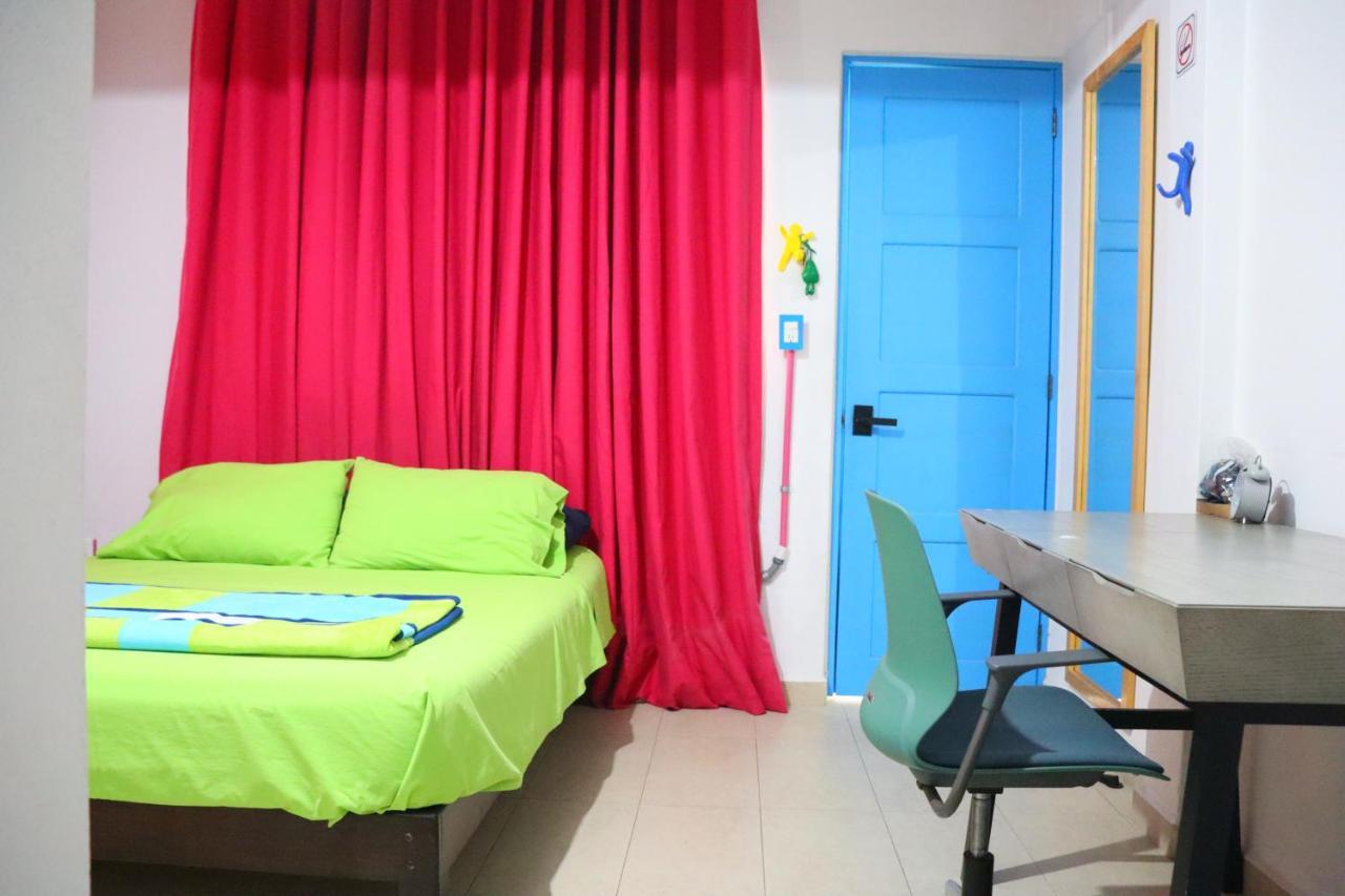 Hotel Casa Mandarine , Amazing Private Rooms W Balcony, Rooftop, Hammocks, Ac, Smartv, 100Mbs! Zihuatanejo Exterior photo