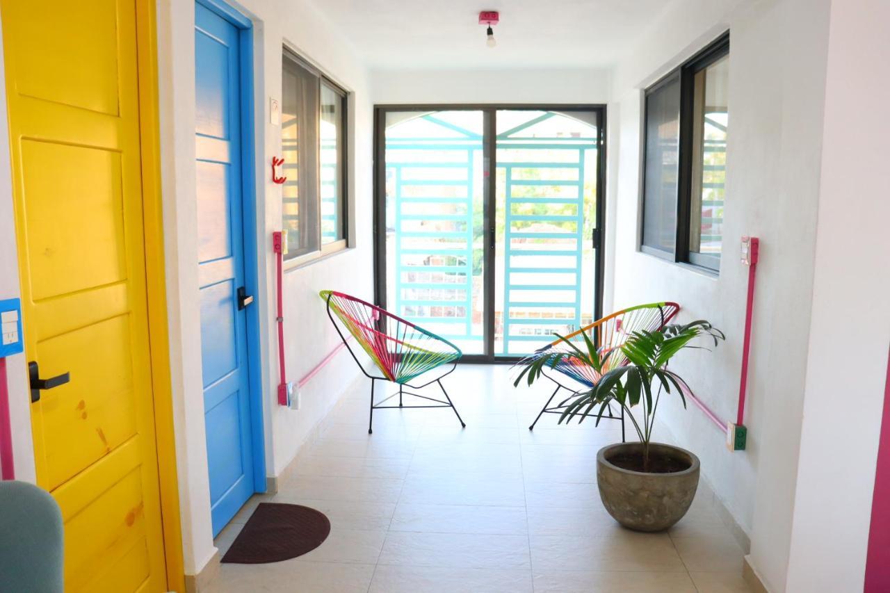 Hotel Casa Mandarine , Amazing Private Rooms W Balcony, Rooftop, Hammocks, Ac, Smartv, 100Mbs! Zihuatanejo Exterior photo
