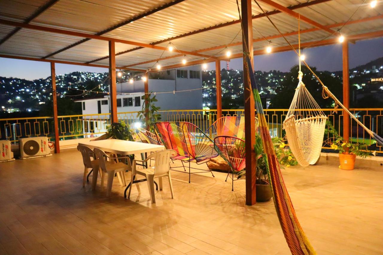 Hotel Casa Mandarine , Amazing Private Rooms W Balcony, Rooftop, Hammocks, Ac, Smartv, 100Mbs! Zihuatanejo Exterior photo