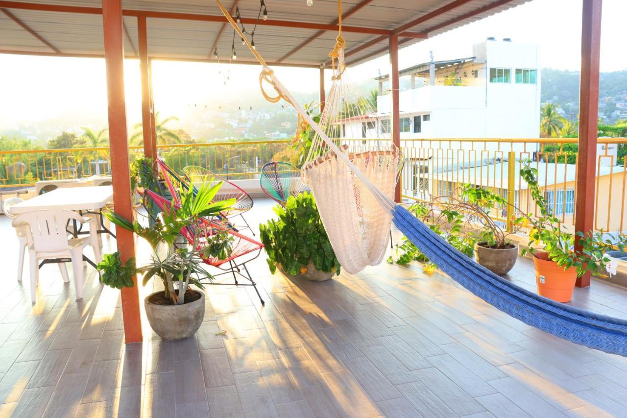 Hotel Casa Mandarine , Amazing Private Rooms W Balcony, Rooftop, Hammocks, Ac, Smartv, 100Mbs! Zihuatanejo Exterior photo
